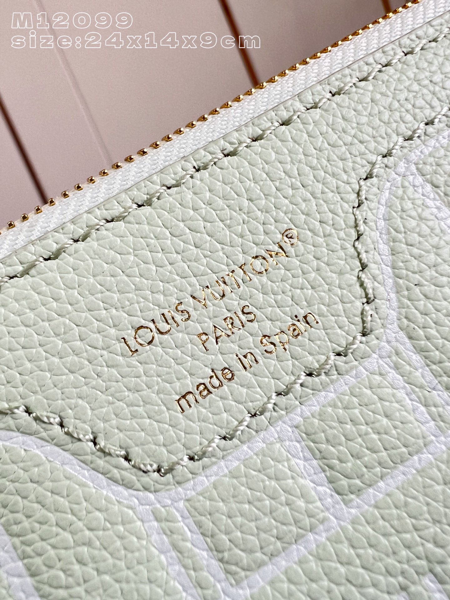 Bagsaaa LV M28236 Neverfull Bandoulière Inside Out BB Monogram Celadon - 26.5cm
