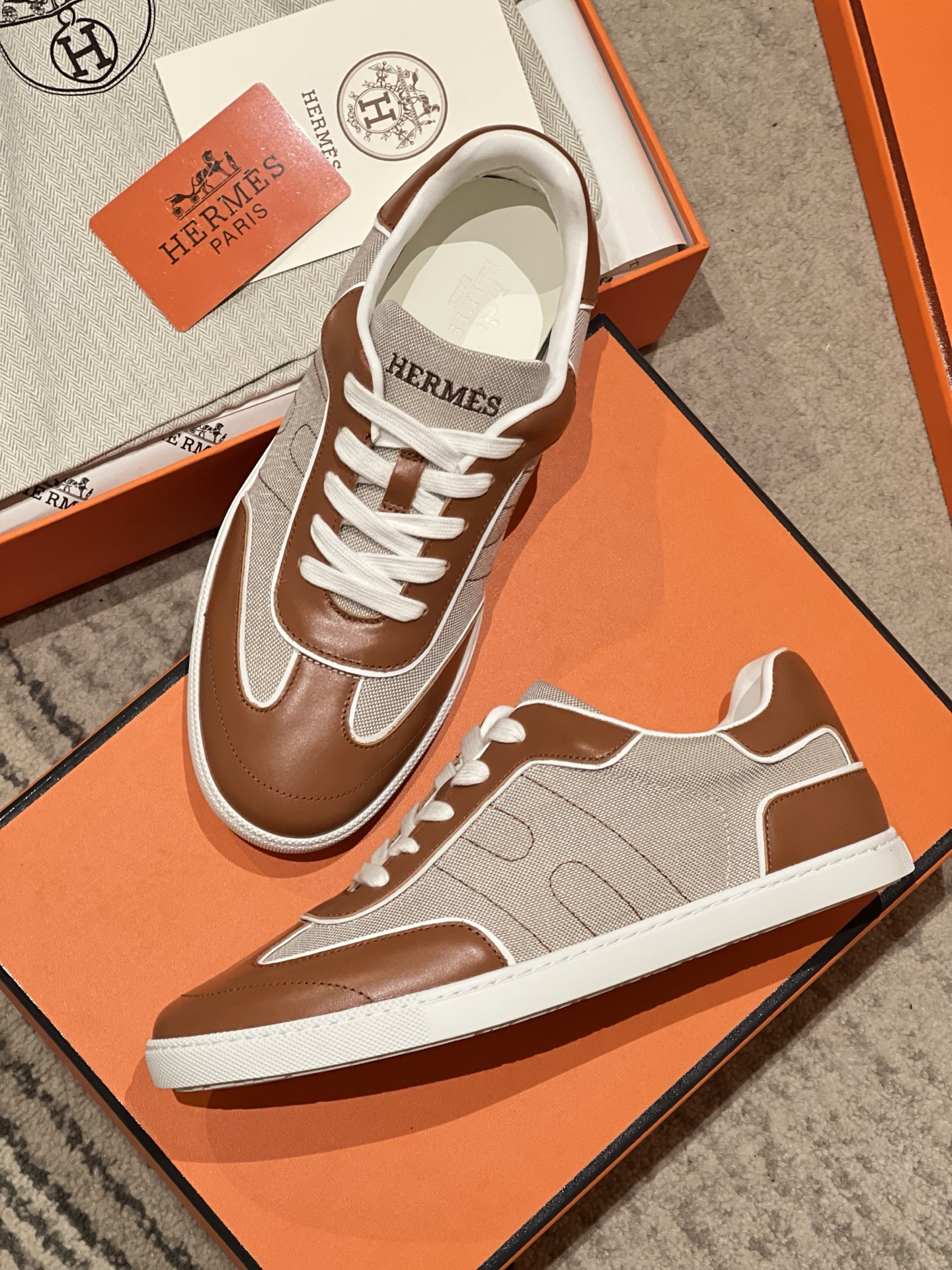 Bagsaaa H**me5 Match sneaker brown & beige