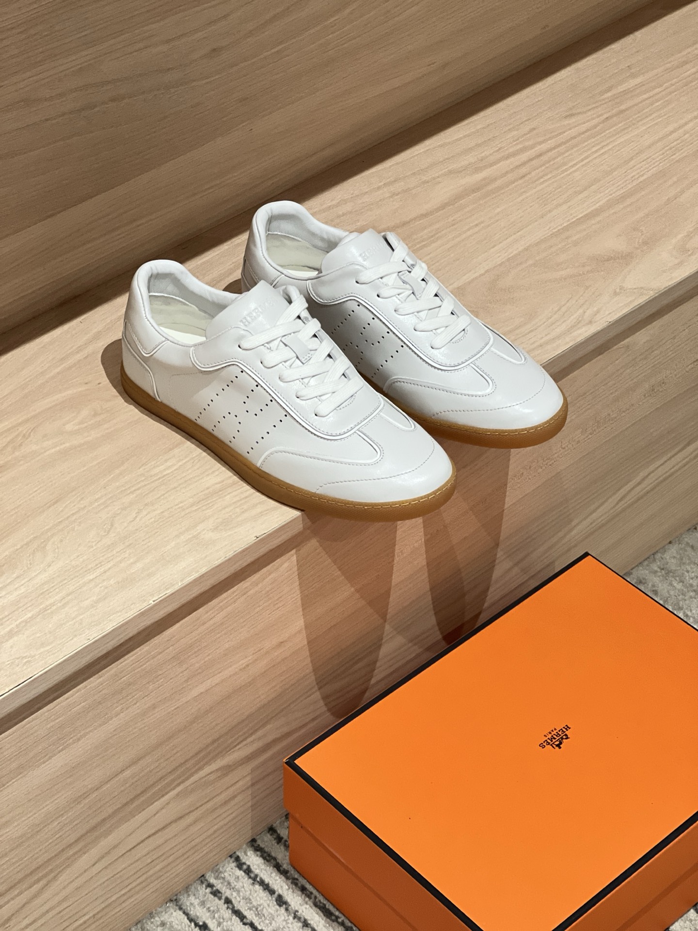 Bagsaaa H**me5 Match sneaker white & beige