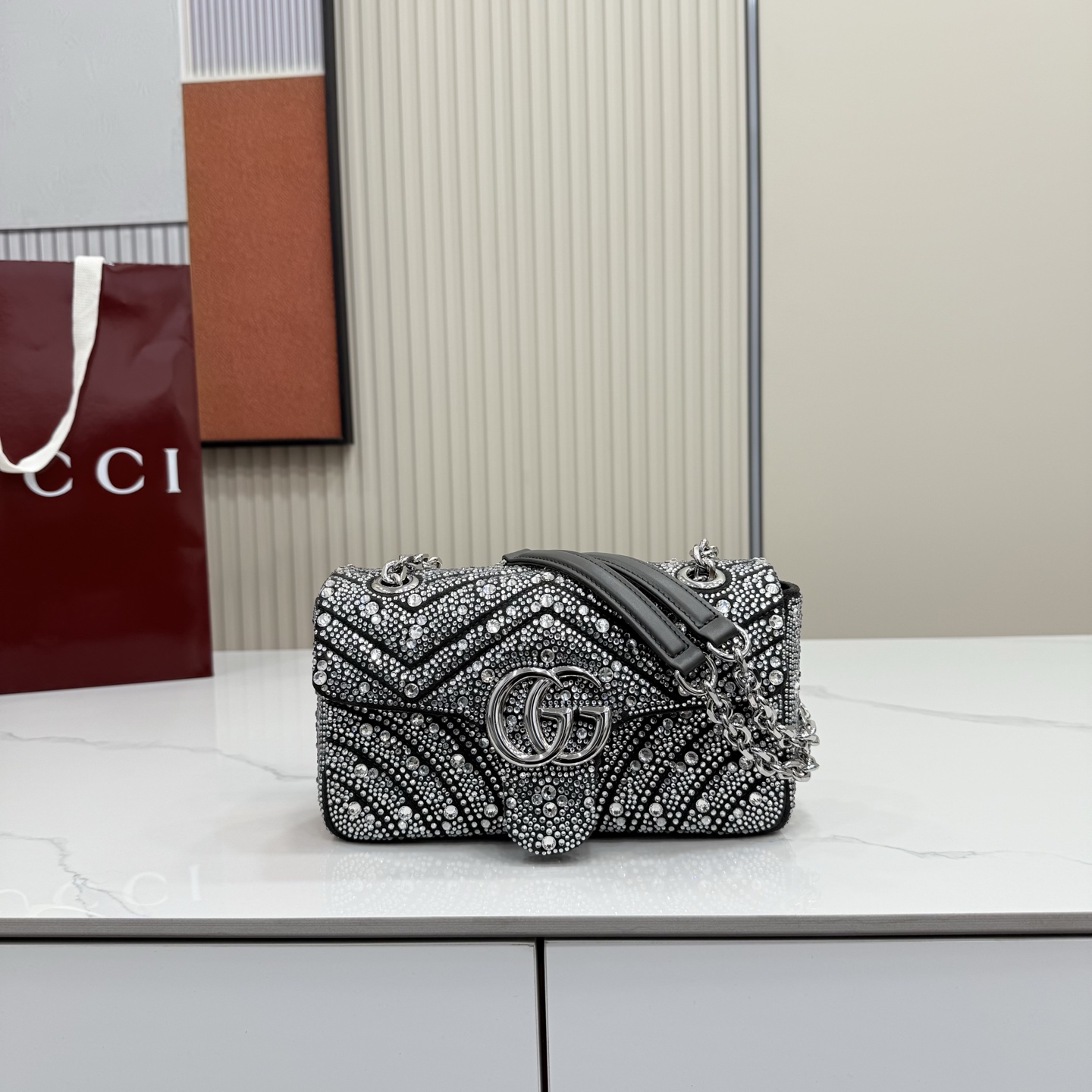 Bagsaaa Gvc*1 GG Marmont crystals small shoulder bag 837280 grey - 22cm