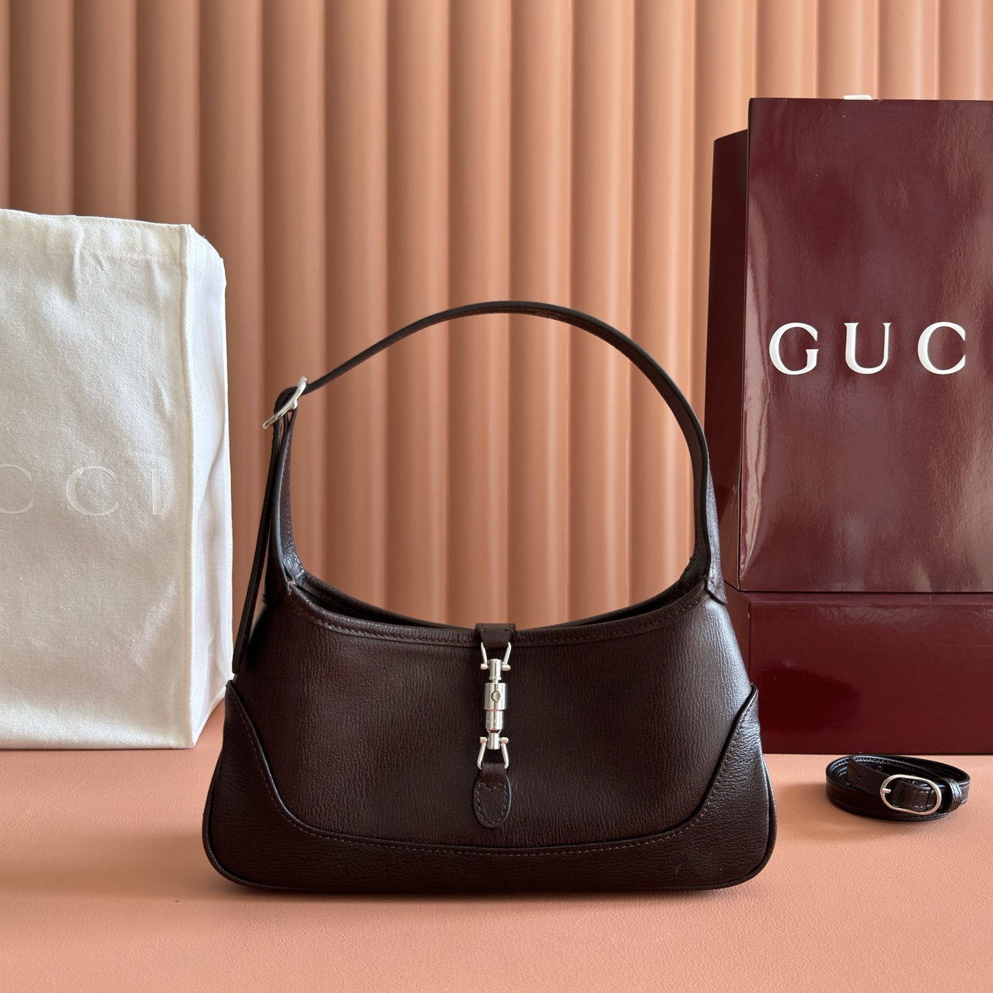 Bagsaaa Gvc*1 Jackie Slim small shoulder bag 863137 brown - 28cm