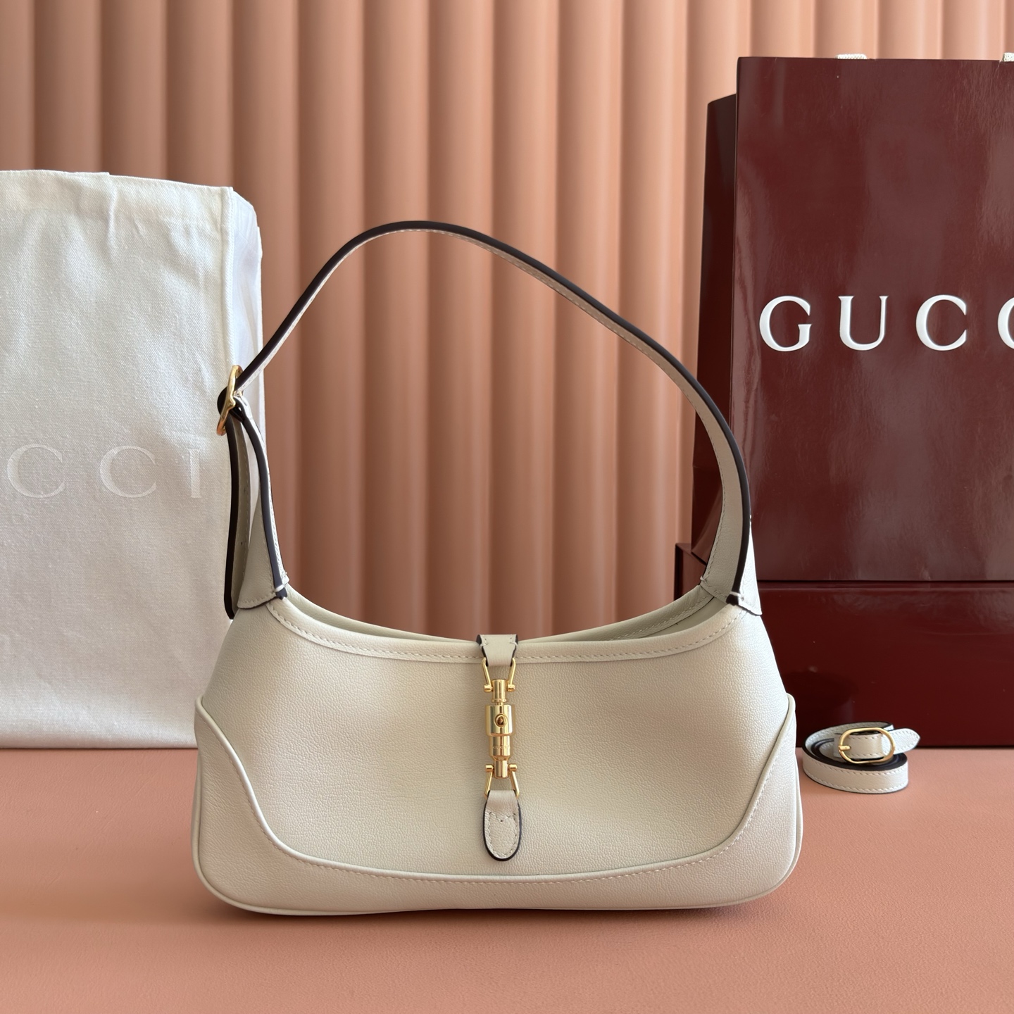 Bagsaaa Gvc*1 Jackie Slim small shoulder bag 863137 white - 28cm