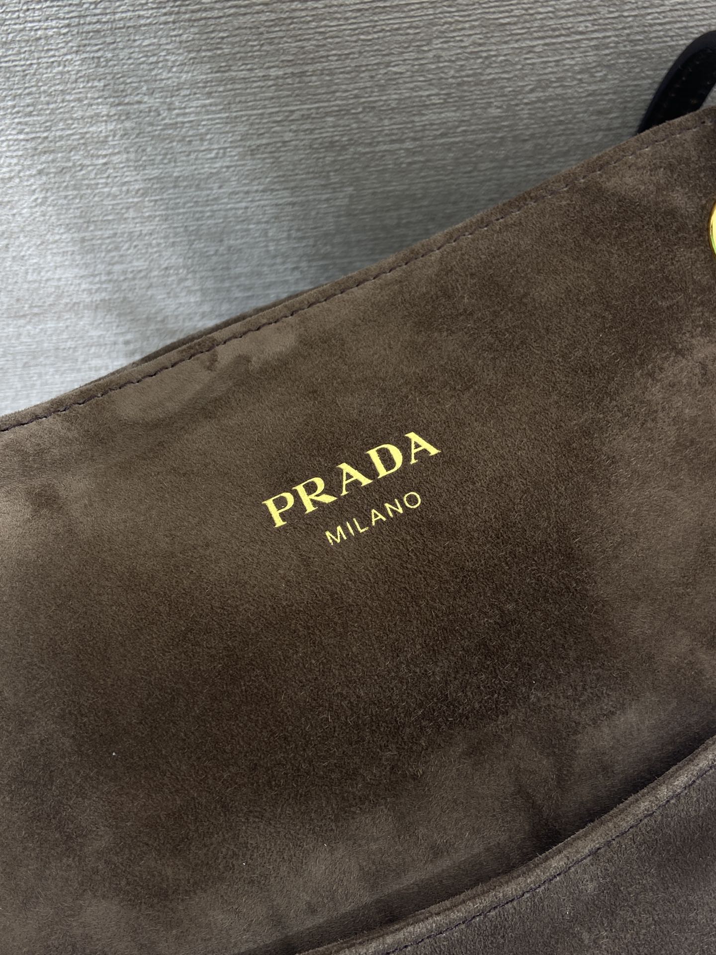 Bagsaaa Pra*a Carry medium suede tote bag 1BG641 brown suede - 32cm