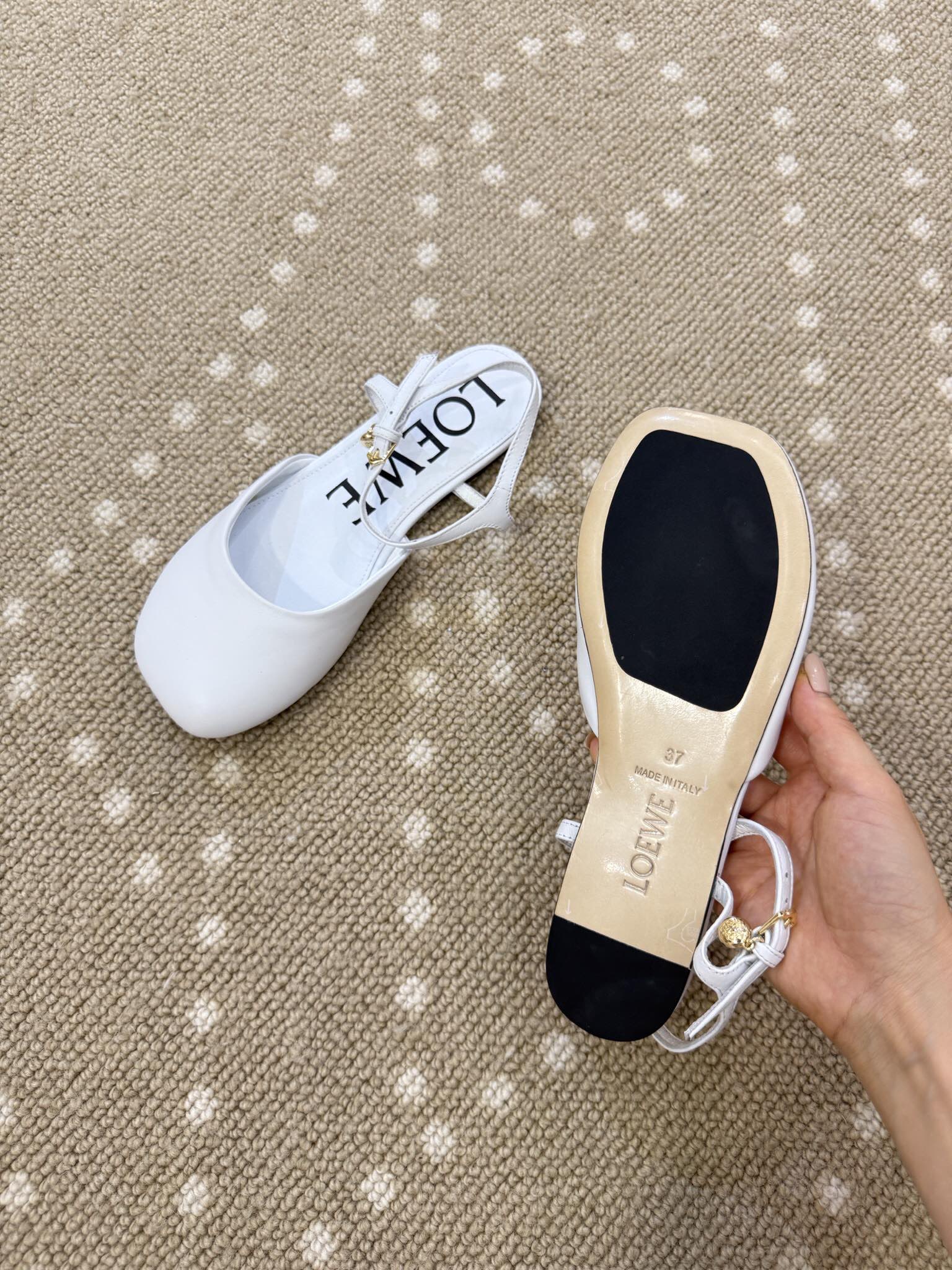 Bagsaaa L0ew* Toy ankle-strap pumps white