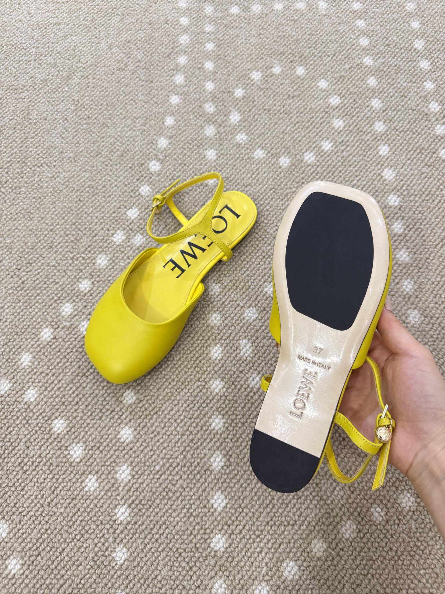 Bagsaaa L0ew* Toy ankle-strap pumps yellow