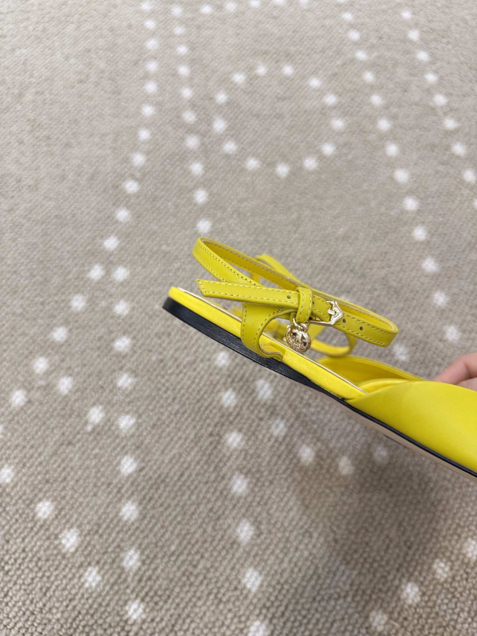 Bagsaaa L0ew* Toy ankle-strap pumps yellow