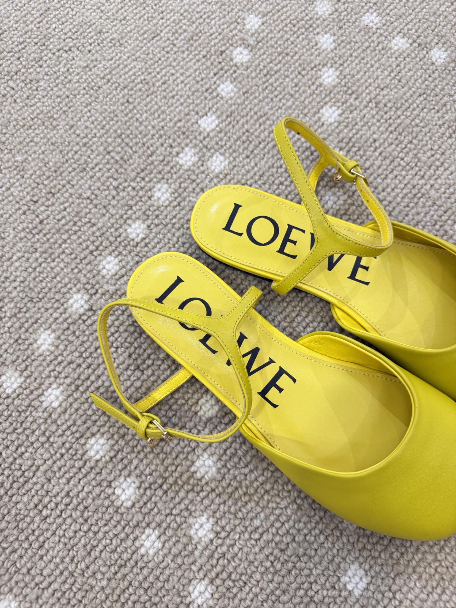 Bagsaaa L0ew* Toy ankle-strap pumps yellow