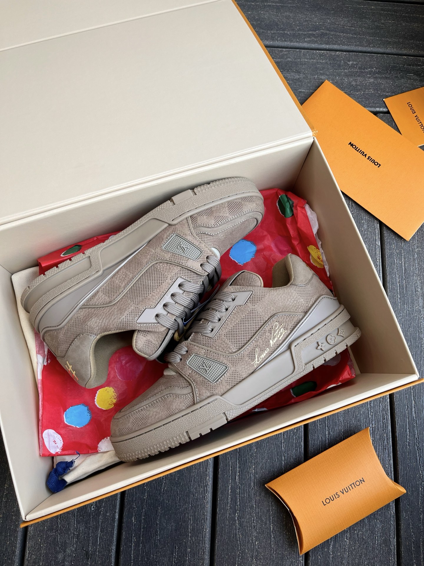 Bagsaaa Men's LV Trainers in dark beige Damier