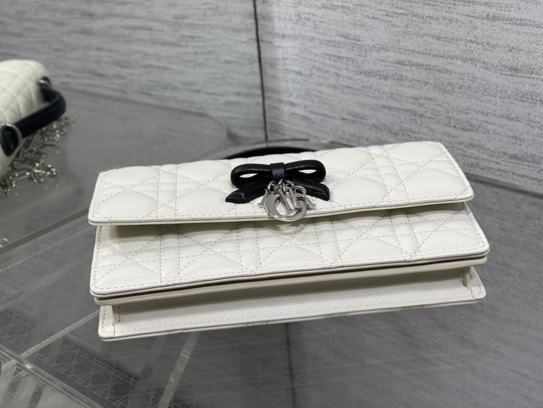 Bagsaaa My D10r Mini Bag Two-Tone Latte and Black Cannage Lambskin - 21cm