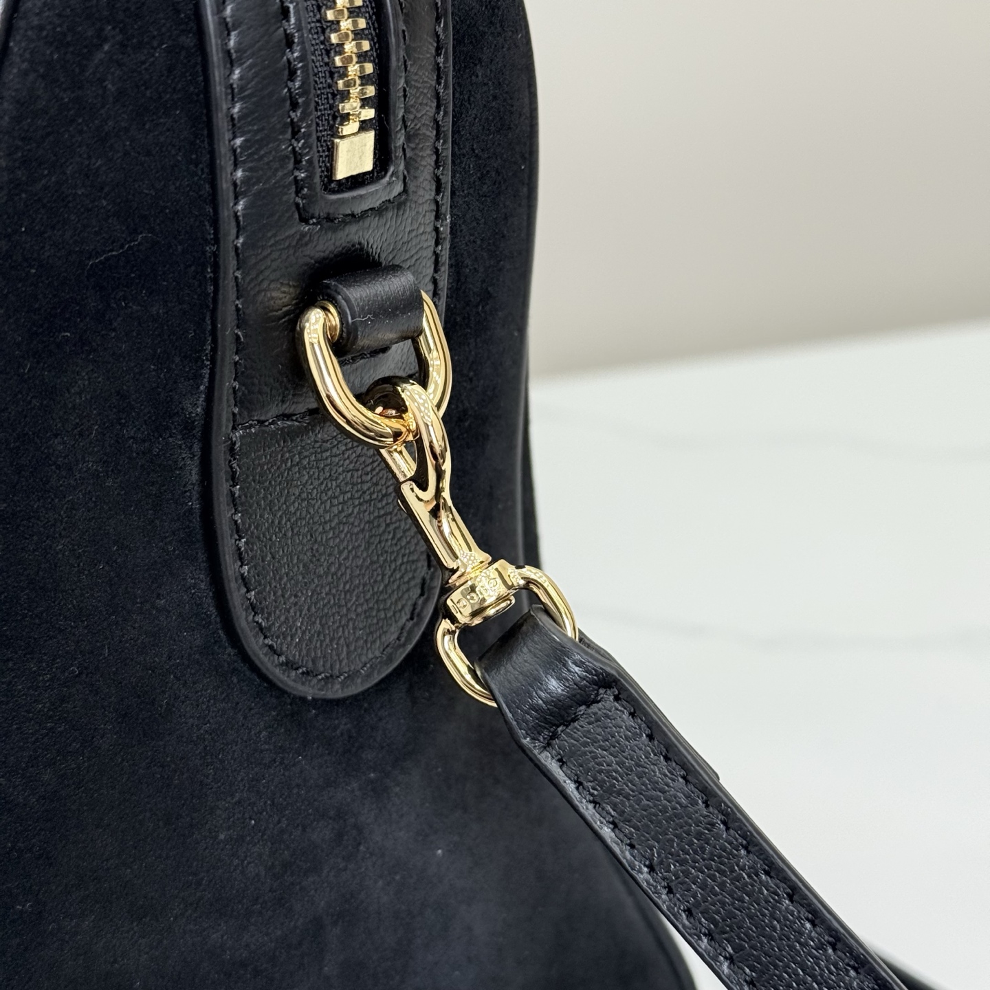 Bagsaaa Gvc*1 Borsetto large boston bag 866734 black suede - 38.5cm