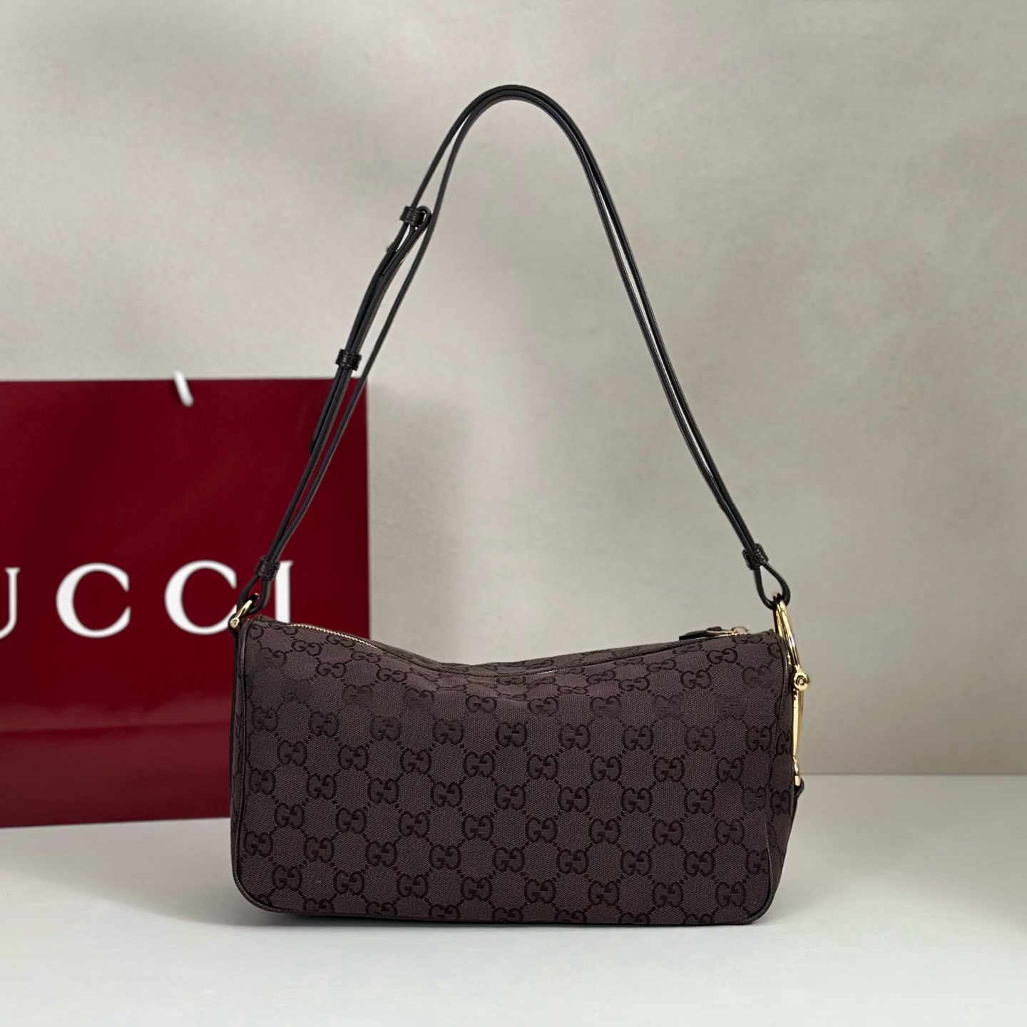 Bagsaaa Gvc*1 Half Horsebit medium shoulder bag 860787 dark brown suede - 31.5cm