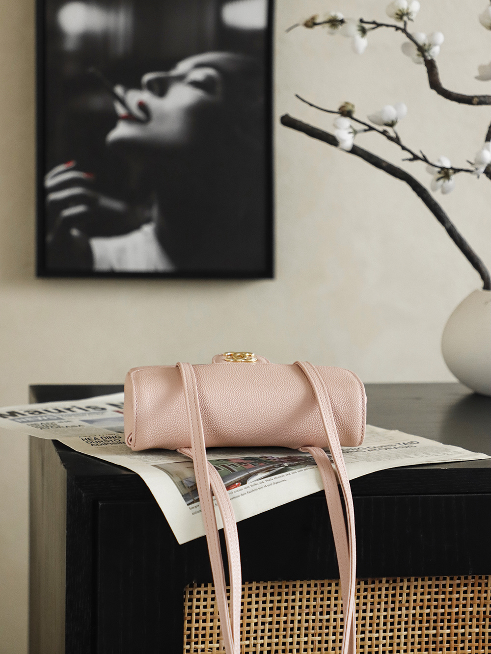 Bagsaaa Ch**el Spring Summer 2026 Clutch with Leather Strap AP5068 light pink - 17cm