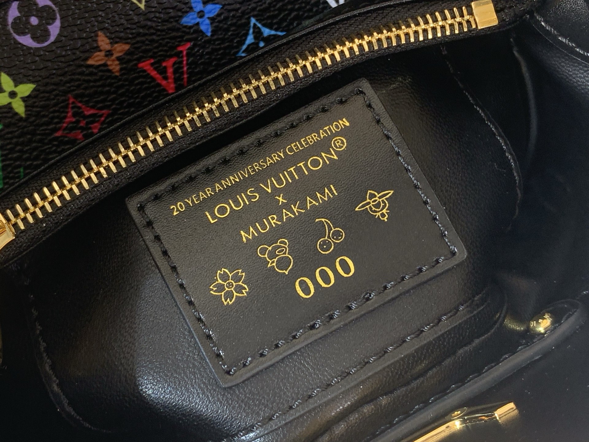 Bagsaaa 2026 Collection M27637 LV x TM Capucines Mini Black - 21 x 14 x 8 cm