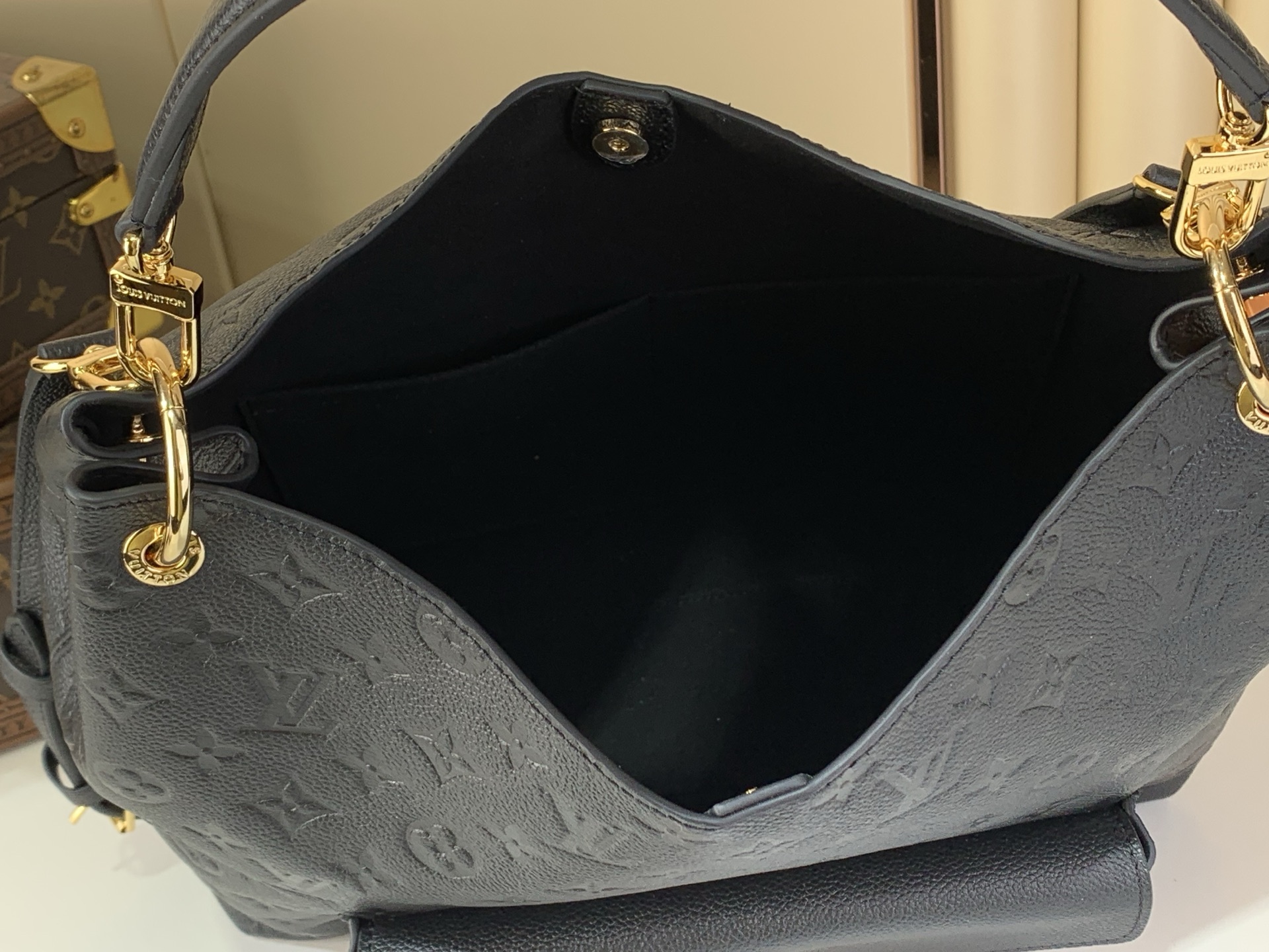 Bagsaaa 2026 Collection LV M27189 Hobo Métis Black - 35cm