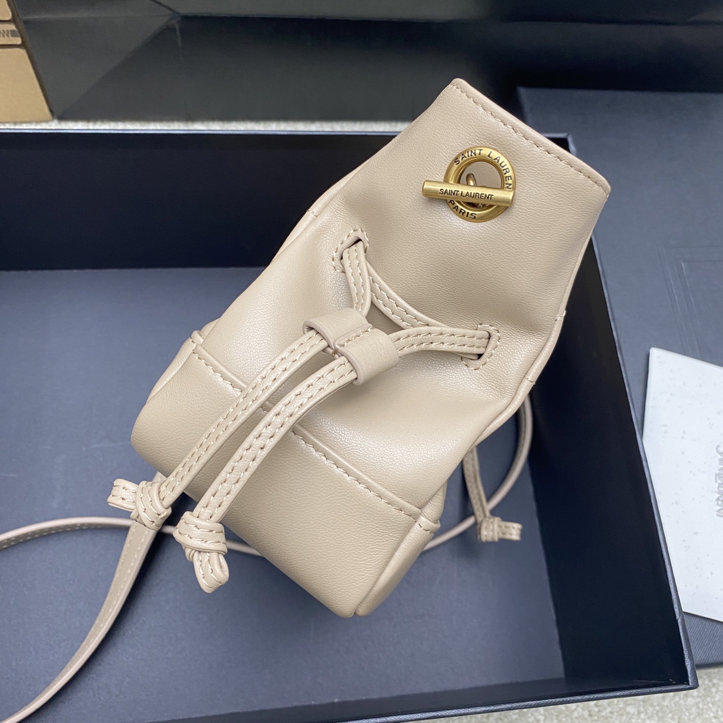 Bagsaaa Y51 JAMIE mini shoulder pouch in lambskin 859174 beige - 15.5cm