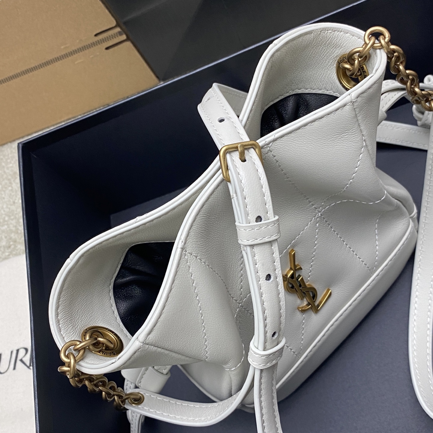 Bagsaaa Y51 JAMIE mini shoulder pouch in lambskin 859174 blanc vintage - 15.5cm