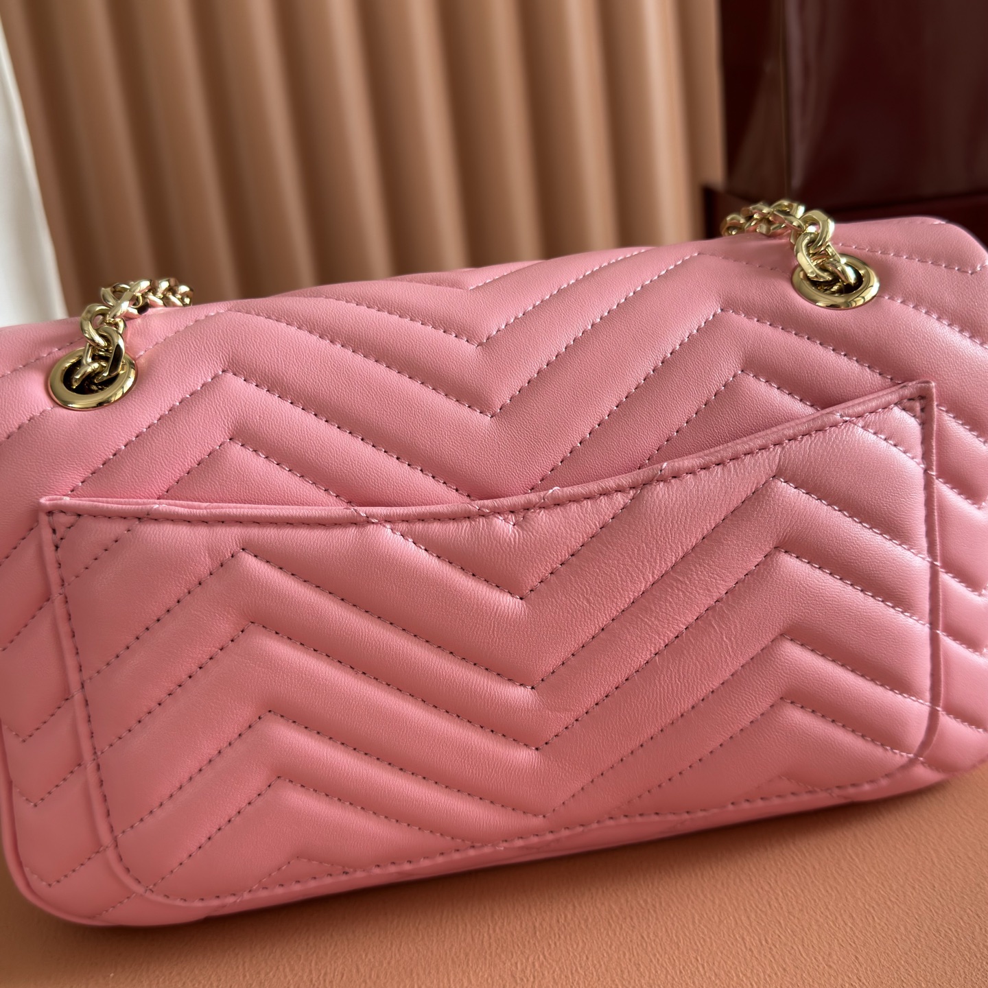 Bagsaaa Gvc*1 GG Marmont medium shoulder bag 837267 pink - 26cm