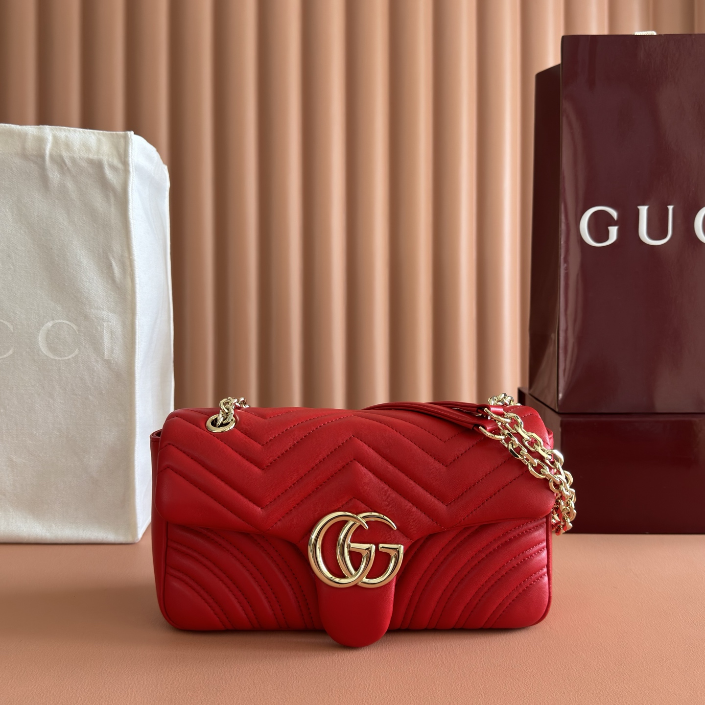 Bagsaaa Gvc*1 GG Marmont medium shoulder bag 837267 Red - 26cm