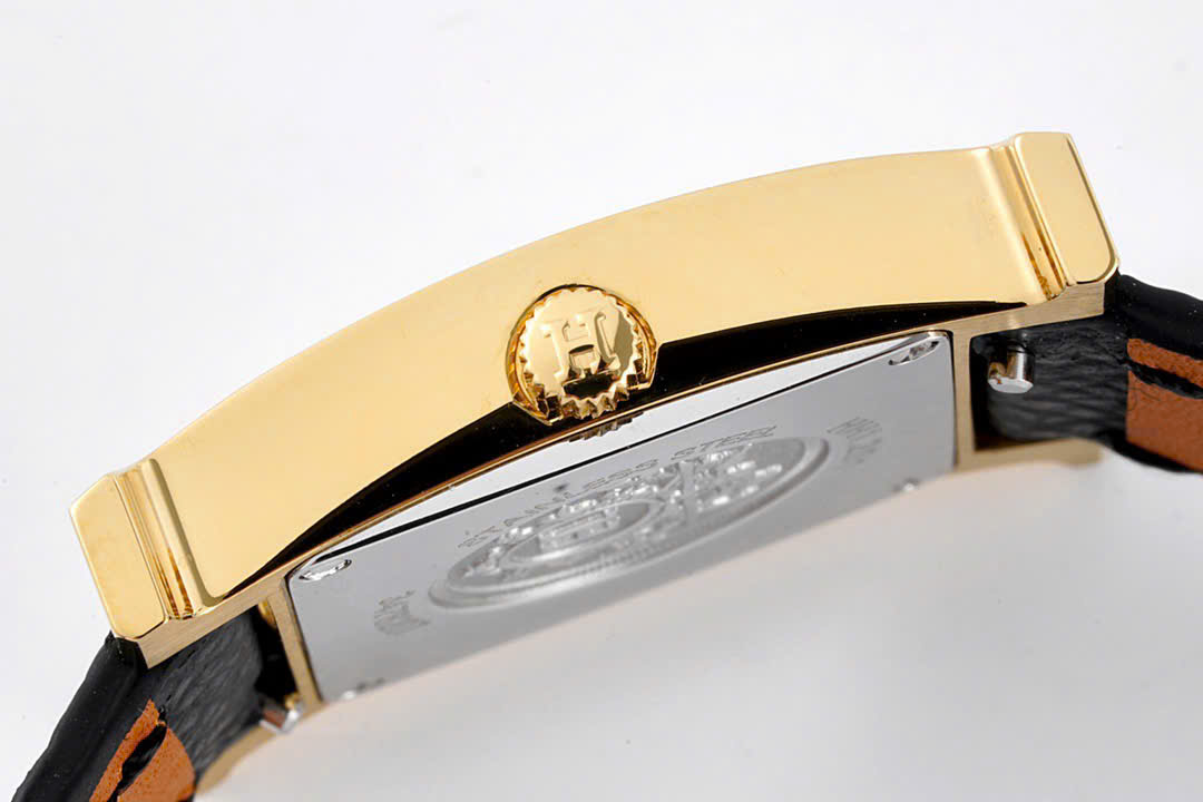 Bagsaaa H**me5 Heure H black & gold watch
