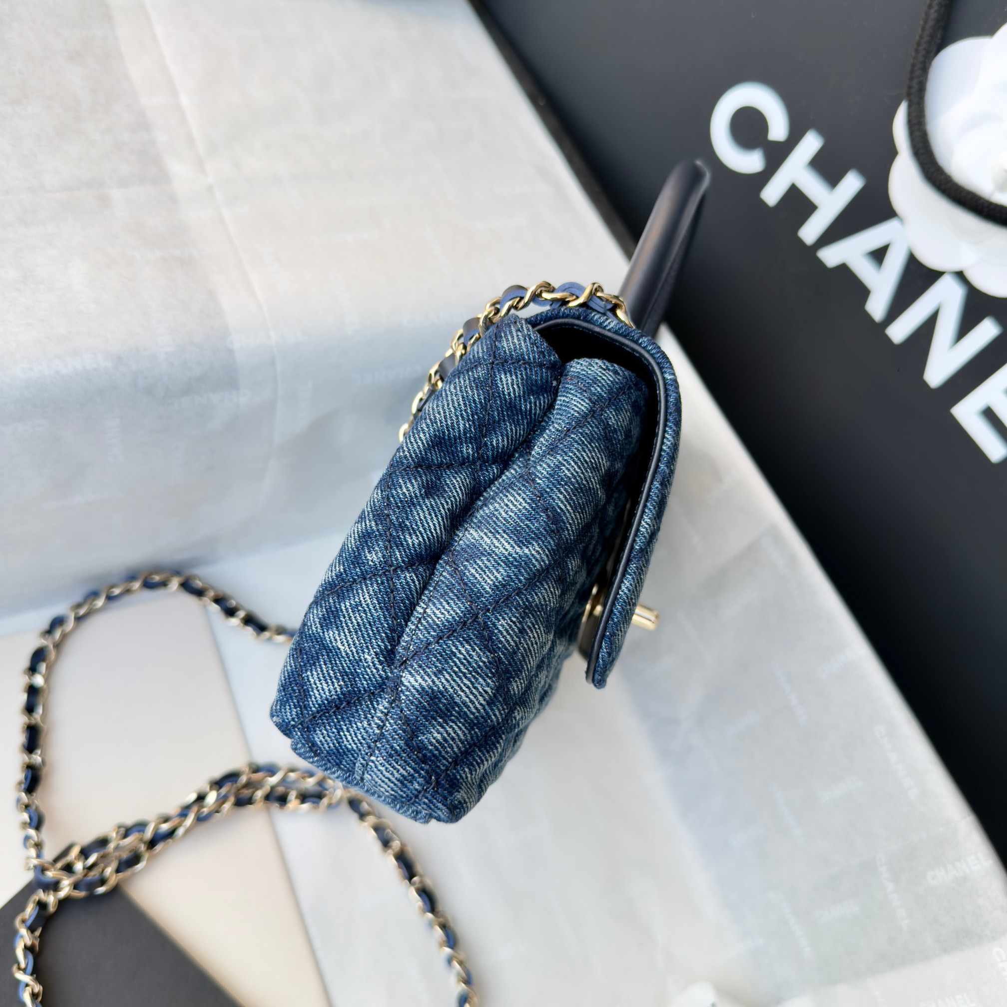 Bagsaaa Ch**el Clutch with chain AP4244 Blue Washed Denim - 14.5cm