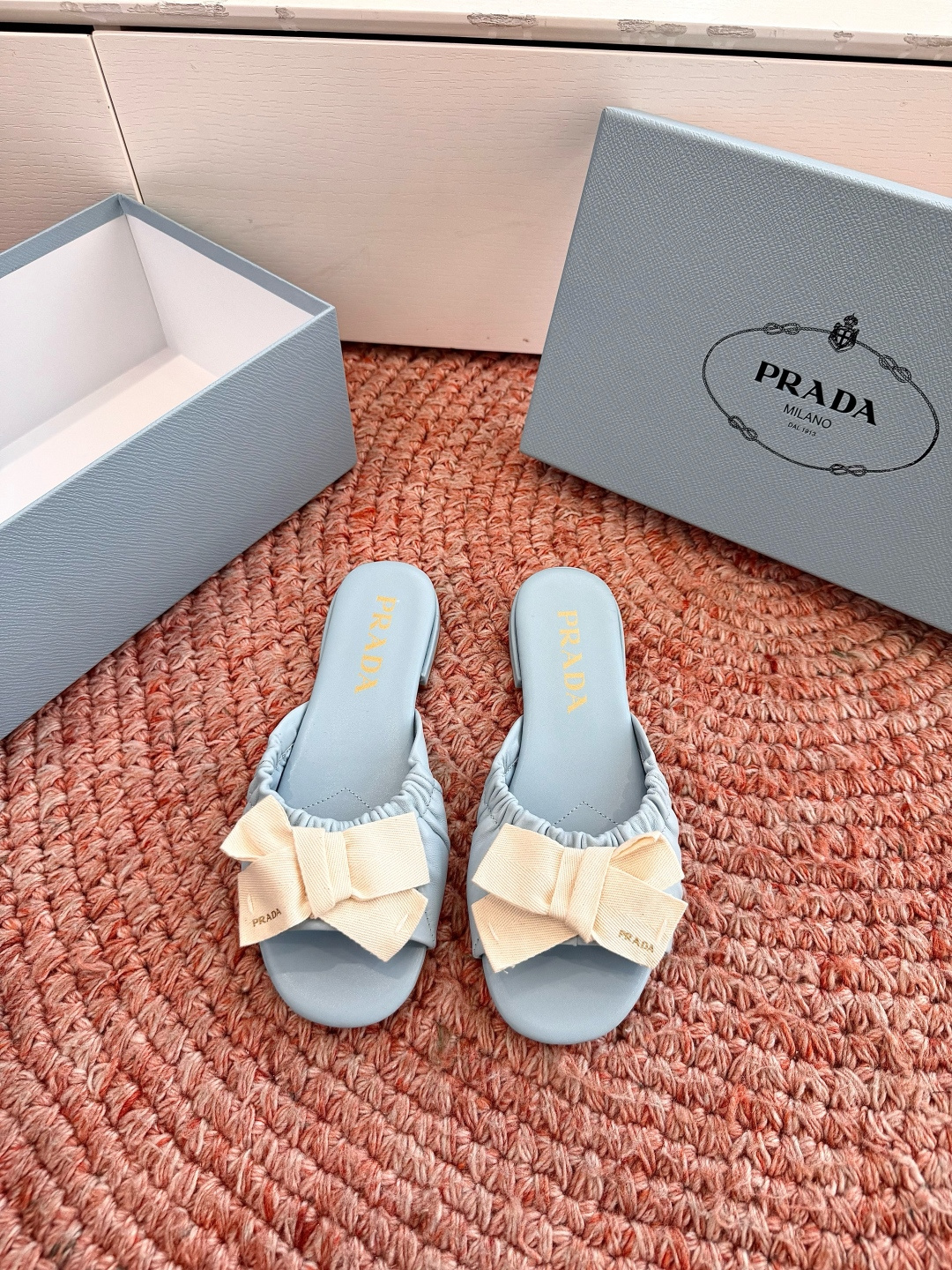 Bagsaaa Pra*a Bow Slide Sandals blue